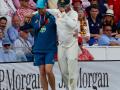 Ashes 2023: Nathan Lyon limps off the field after suffering right calf injury while fielding - Hindi News | Ashes 2023: Nathan Lyon limps off the field after suffering right calf injury while fielding | Latest cricket News at Lokmattimes.com