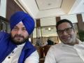 Old wine, Old friends: Navjot Singh Sidhu on meeting old friend Prashant Kishor - Hindi News | Old wine, Old friends: Navjot Singh Sidhu on meeting old friend Prashant Kishor | Latest politics News at Lokmattimes.com