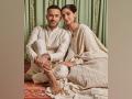 Sonam Kapoor's latest picture with husband Anand Ahuja is all about 'love' - Hindi News | Sonam Kapoor's latest picture with husband Anand Ahuja is all about 'love' | Latest entertainment News at Lokmattimes.com