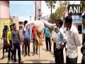 People Below Poverty Line burn effigy of Odisha Minister after getting electricity bills of over Rs 12,000 - Hindi News | People Below Poverty Line burn effigy of Odisha Minister after getting electricity bills of over Rs 12,000 | Latest national News at Lokmattimes.com