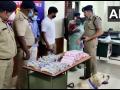 117 gelatin sticks, 350 detonators seized at Kozhikode railway station - Hindi News | 117 gelatin sticks, 350 detonators seized at Kozhikode railway station | Latest national News at Lokmattimes.com