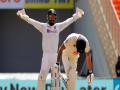 Rishabh Pant breaks Dhoni's record, becomes fastest Indian wicket-keeper to reach 100 dismissals in Test - Hindi News | Rishabh Pant breaks Dhoni's record, becomes fastest Indian wicket-keeper to reach 100 dismissals in Test | Latest cricket News at Lokmattimes.com