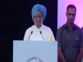 Democracy increases growth, India needs well-conceived strategy to be 5 trillion dollar economy: Manmohan Singh - Hindi News | Democracy increases growth, India needs well-conceived strategy to be 5 trillion dollar economy: Manmohan Singh | Latest politics News at Lokmattimes.com