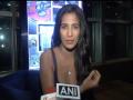 Poonam Pandey booked for violating lockdown norms - Hindi News | Poonam Pandey booked for violating lockdown norms | Latest national News at Lokmattimes.com