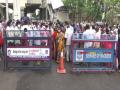 Outsourced health workers of Gandhi Hospital protest in Hyderabad - Hindi News | Outsourced health workers of Gandhi Hospital protest in Hyderabad | Latest national News at Lokmattimes.com