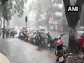 Rain lashes parts of Pune on Sunday - Hindi News | Rain lashes parts of Pune on Sunday | Latest national News at Lokmattimes.com
