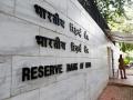 RBI enhances withdrawal limit for PMC Bank depositors to Rs 25,000 - Hindi News | RBI enhances withdrawal limit for PMC Bank depositors to Rs 25,000 | Latest national News at Lokmattimes.com