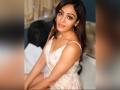 Khushalii Kumar reveals she sustained injury during 'Dhoke Pyar Ke Dhoke' song shoot - Hindi News | Khushalii Kumar reveals she sustained injury during 'Dhoke Pyar Ke Dhoke' song shoot | Latest entertainment News at Lokmattimes.com