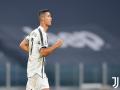 Juventus star Cristiano Ronaldo tests negative for coronavirus - Hindi News | Juventus star Cristiano Ronaldo tests negative for coronavirus | Latest football News at Lokmattimes.com