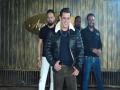 Post recovering from snake bite, Salman Khan hosts star-studded birthday bash - Hindi News | Post recovering from snake bite, Salman Khan hosts star-studded birthday bash | Latest maharashtra News at Lokmattimes.com