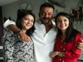Sanjay Dutt celebrates Bhai Dooj with sisters Priya Dutt, Namrata Dutt - Hindi News | Sanjay Dutt celebrates Bhai Dooj with sisters Priya Dutt, Namrata Dutt | Latest maharashtra News at Lokmattimes.com