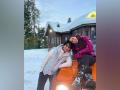 Siblings Day: Sara Ali Khan gives glimpse of her humorous bond with brother Ibrahim - Hindi News | Siblings Day: Sara Ali Khan gives glimpse of her humorous bond with brother Ibrahim | Latest maharashtra News at Lokmattimes.com