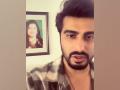 Arjun Kapoor's emotional message on mom's birthday: 'Tell people you love that you love them' - Hindi News | Arjun Kapoor's emotional message on mom's birthday: 'Tell people you love that you love them' | Latest entertainment News at Lokmattimes.com