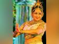 Hema Malini reminisces 'classical to Bollywood dance' journey on International Dance Day - Hindi News | Hema Malini reminisces 'classical to Bollywood dance' journey on International Dance Day | Latest entertainment News at Lokmattimes.com