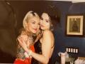BFFs Selena Gomez, Julia Michaels get matching tattoos - Hindi News | BFFs Selena Gomez, Julia Michaels get matching tattoos | Latest entertainment News at Lokmattimes.com