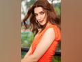 Kriti Sanon shares her work mode essentials - Hindi News | Kriti Sanon shares her work mode essentials | Latest entertainment News at Lokmattimes.com