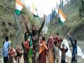 J-K: Army celebrates Baisakhi along LoC - Hindi News | J-K: Army celebrates Baisakhi along LoC | Latest national News at Lokmattimes.com