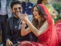 Farhan Akhtar shares joyous wedding picture with Shibani Dandekar - Hindi News | Farhan Akhtar shares joyous wedding picture with Shibani Dandekar | Latest maharashtra News at Lokmattimes.com
