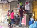 Delhi's Sarojini Nagar market opens after govt relaxations - Hindi News | Delhi's Sarojini Nagar market opens after govt relaxations | Latest national News at Lokmattimes.com
