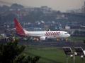 SpiceJet resumes operation after it fixes dirty seats, other repair work - Hindi News | SpiceJet resumes operation after it fixes dirty seats, other repair work | Latest national News at Lokmattimes.com
