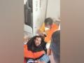Passenger tries to open emergency door mid-flight, handed over to police in Varanasi: SpiceJet - Hindi News | Passenger tries to open emergency door mid-flight, handed over to police in Varanasi: SpiceJet | Latest national News at Lokmattimes.com
