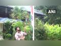 Har Ghar Tiranga: Mohanlal hoists flag at home, see pics - Hindi News | Har Ghar Tiranga: Mohanlal hoists flag at home, see pics | Latest entertainment News at Lokmattimes.com