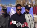 Senior police officer flags off Run for Unity in Leh - Hindi News | Senior police officer flags off Run for Unity in Leh | Latest national News at Lokmattimes.com