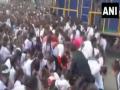 Stampede-like situation develops at Congress' 'Ladki hoon, Lad Sakti hoon' marathon in UP's Bareilly - Hindi News | Stampede-like situation develops at Congress' 'Ladki hoon, Lad Sakti hoon' marathon in UP's Bareilly | Latest national News at Lokmattimes.com