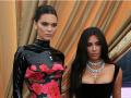 Kim Kardashian, Kendall Jenner break their silence on Astroworld tragedy - Hindi News | Kim Kardashian, Kendall Jenner break their silence on Astroworld tragedy | Latest entertainment News at Lokmattimes.com