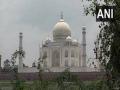 Taj Mahal ticket prices likely to increase for tourists - Hindi News | Taj Mahal ticket prices likely to increase for tourists | Latest national News at Lokmattimes.com
