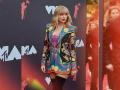 Taylor Swift releases her new holiday song 'Christmas Tree Farm' - Hindi News | Taylor Swift releases her new holiday song 'Christmas Tree Farm' | Latest entertainment News at Lokmattimes.com