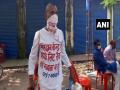 Bihar tea seller spreads awareness to exercise voting rights ahead of Assembly elections - Hindi News | Bihar tea seller spreads awareness to exercise voting rights ahead of Assembly elections | Latest national News at Lokmattimes.com