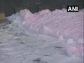 Toxic foam floats near Yamuna River bank in Delhi - Hindi News | Toxic foam floats near Yamuna River bank in Delhi | Latest national News at Lokmattimes.com