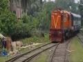 India's first parcel train carrying 384 tonnes dry chilies reaches Benapole in Bangladesh - Hindi News | India's first parcel train carrying 384 tonnes dry chilies reaches Benapole in Bangladesh | Latest international News at Lokmattimes.com