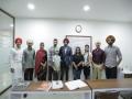 Renowned Folk singer Ranjit Bawa visits Indian Guardian office at Ludhiana - Hindi News | Renowned Folk singer Ranjit Bawa visits Indian Guardian office at Ludhiana | Latest business News at Lokmattimes.com