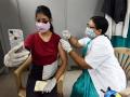 Centre enables on-site registration, appointment for 18-44 age group for COVID-19 vaccine - Hindi News | Centre enables on-site registration, appointment for 18-44 age group for COVID-19 vaccine | Latest national News at Lokmattimes.com