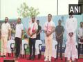 Sarbananda Sonowal, Himanta Biswa attend 'Yoga Utsav' in Assam's Sivasagar - Hindi News | Sarbananda Sonowal, Himanta Biswa attend 'Yoga Utsav' in Assam's Sivasagar | Latest national News at Lokmattimes.com