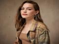 'You' star Victoria Pedretti roped in to play Alice Sebold in 'Lucky' - Hindi News | 'You' star Victoria Pedretti roped in to play Alice Sebold in 'Lucky' | Latest entertainment News at Lokmattimes.com