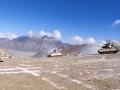 Tanks, combat vehicles start moving back from Pangong lake area in first phase disengagement - Hindi News | Tanks, combat vehicles start moving back from Pangong lake area in first phase disengagement | Latest national News at Lokmattimes.com