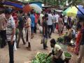Markets in Agartala packed a day before 3-day COVID-19 lockdown - Hindi News | Markets in Agartala packed a day before 3-day COVID-19 lockdown | Latest national News at Lokmattimes.com