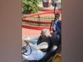 Lalu Yadav flaunts his driving skills, drives jeep in Patna - Hindi News | Lalu Yadav flaunts his driving skills, drives jeep in Patna | Latest national News at Lokmattimes.com