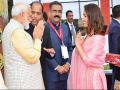 PM Modi receives warm welcome from Yami Gautam at Rising Himachal Global Investors' Meet 2019 - Hindi News | PM Modi receives warm welcome from Yami Gautam at Rising Himachal Global Investors' Meet 2019 | Latest entertainment News at Lokmattimes.com