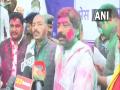 Jharkhand CM celebrates Holi with MLAs in state legislative assembly - Hindi News | Jharkhand CM celebrates Holi with MLAs in state legislative assembly | Latest national News at Lokmattimes.com