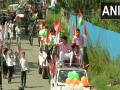 J-K: CRPF holds massive Har Ghar Tiranga walkathon rally in Budgam - Hindi News | J-K: CRPF holds massive Har Ghar Tiranga walkathon rally in Budgam | Latest national News at Lokmattimes.com