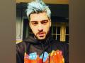 Zayn Malik flaunts mint green hair in latest Instagram post - Hindi News | Zayn Malik flaunts mint green hair in latest Instagram post | Latest entertainment News at Lokmattimes.com