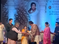 Amitabh Bachchan, Ashok Saraf Honored With Lata Deenanath Mangeshkar Awards 2024; Check Winners List - News | Amitabh Bachchan, Ashok Saraf Honored With Lata Deenanath Mangeshkar Awards 2024; Check Winners List | Latest entertainment News at Lokmattimes.com Amitabh Bachchan, Ashok Saraf Honored With Lata Deenanath Mangeshkar Awards 2024; Check Winners List - News | Amitabh Bachchan, Ashok Saraf Honored With Lata Deenanath Mangeshkar Awards 2024; Check Winners List | Latest entertainment News at Lokmattimes.com
