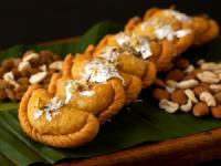 Binge on delicious, healthy gujiyas of different flavours this Holi - News | Binge on delicious, healthy gujiyas of different flavours this Holi | Latest lifestyle News at Lokmattimes.com Binge on delicious, healthy gujiyas of different flavours this Holi - News | Binge on delicious, healthy gujiyas of different flavours this Holi | Latest lifestyle News at Lokmattimes.com