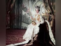 Revisiting Queen Elizabeth II's enthronement as Britain gears up for coronation ceremony after 70 years - News | Revisiting Queen Elizabeth II's enthronement as Britain gears up for coronation ceremony after 70 years | Latest entertainment News at Lokmattimes.com