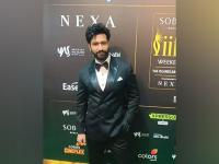 IIFA 2023: Host Vicky Kaushal all suited booted - News | IIFA 2023: Host Vicky Kaushal all suited booted | Latest entertainment News at Lokmattimes.com