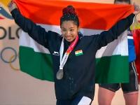 MOC approves Mirabai Chanu, Bindyarani Devi's proposal to train in USA - News | MOC approves Mirabai Chanu, Bindyarani Devi's proposal to train in USA | Latest other-sports News at Lokmattimes.com